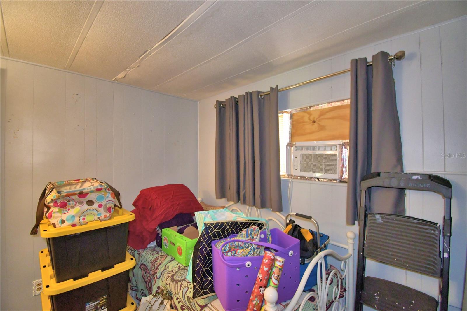TOOKE LAKE RETREATS - Residential