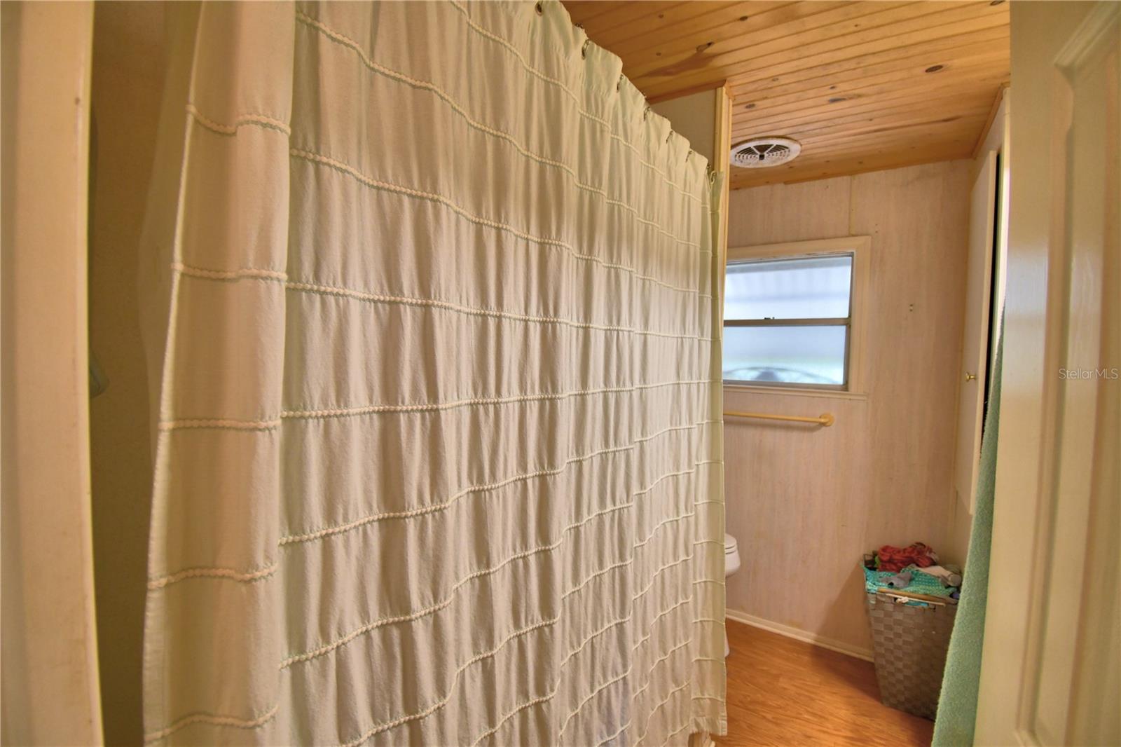 TOOKE LAKE RETREATS - Residential