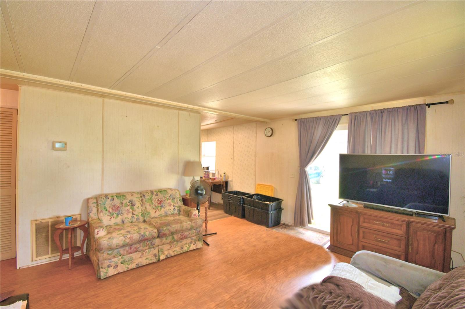 TOOKE LAKE RETREATS - Residential