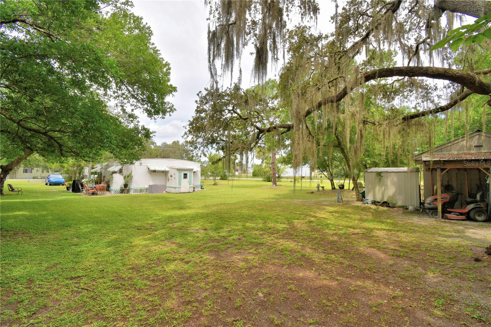 TOOKE LAKE RETREATS - Residential