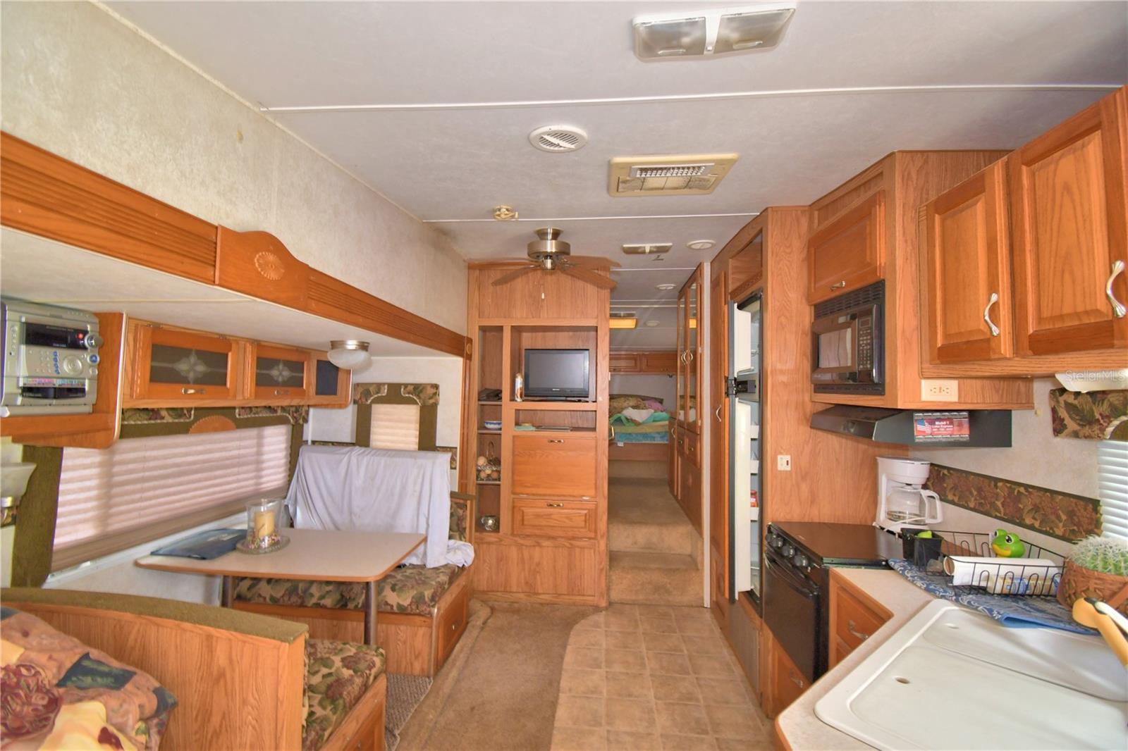 TOOKE LAKE RETREATS - Residential