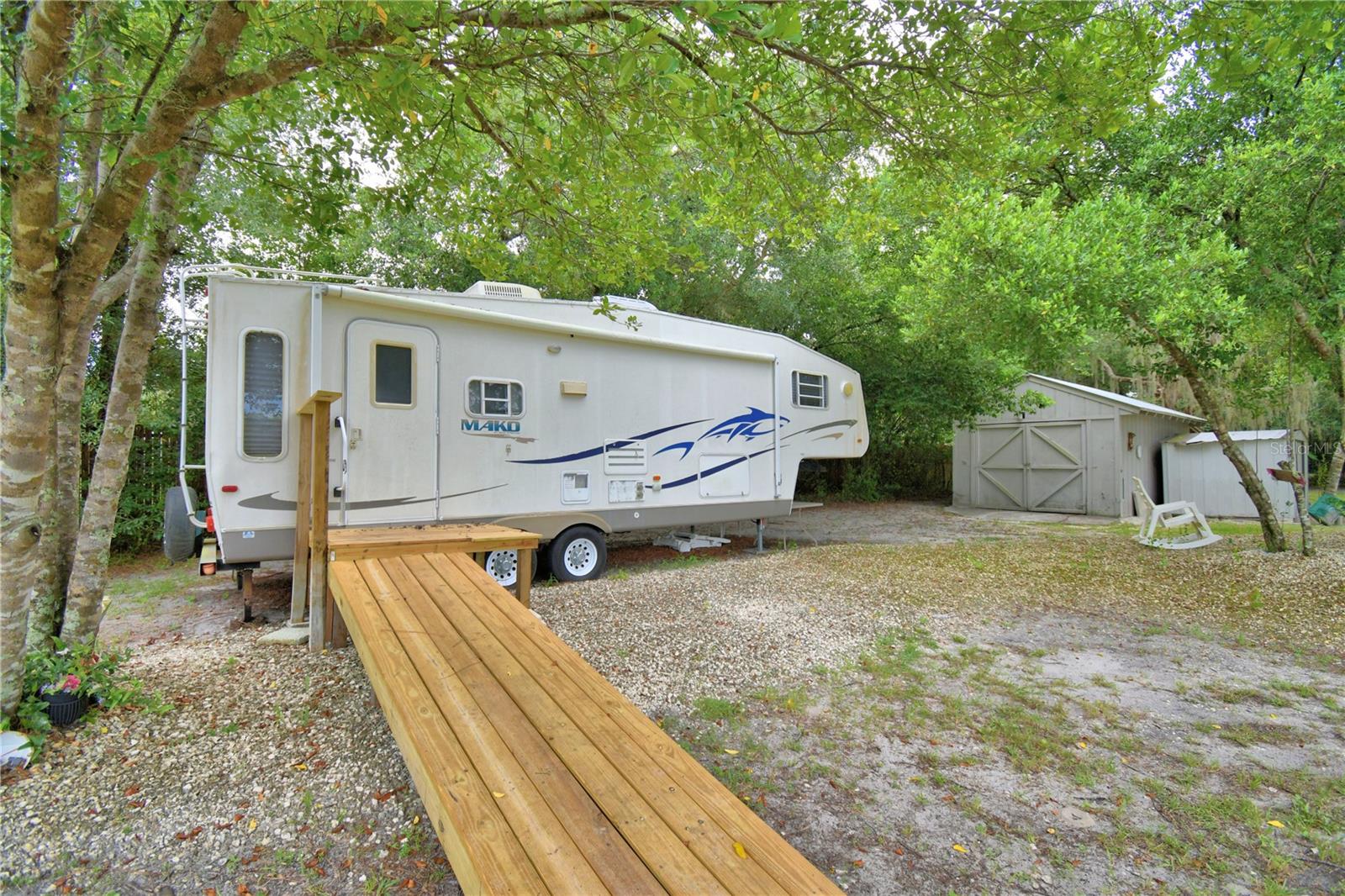 TOOKE LAKE RETREATS - Residential
