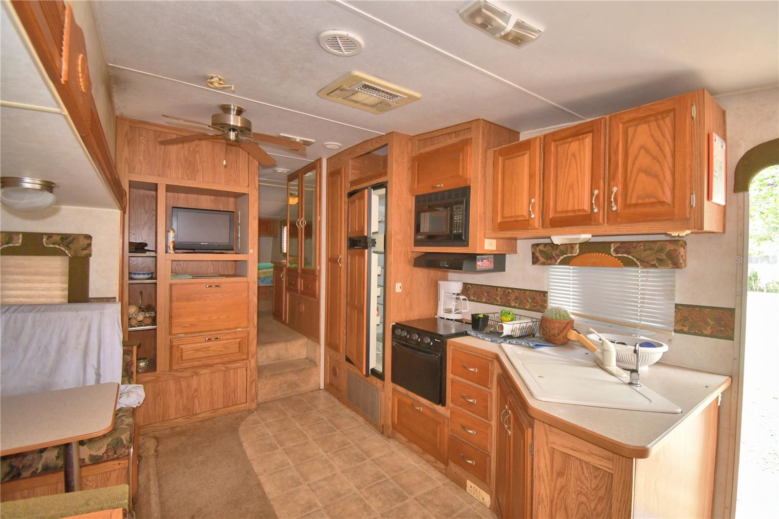 TOOKE LAKE RETREATS - Residential