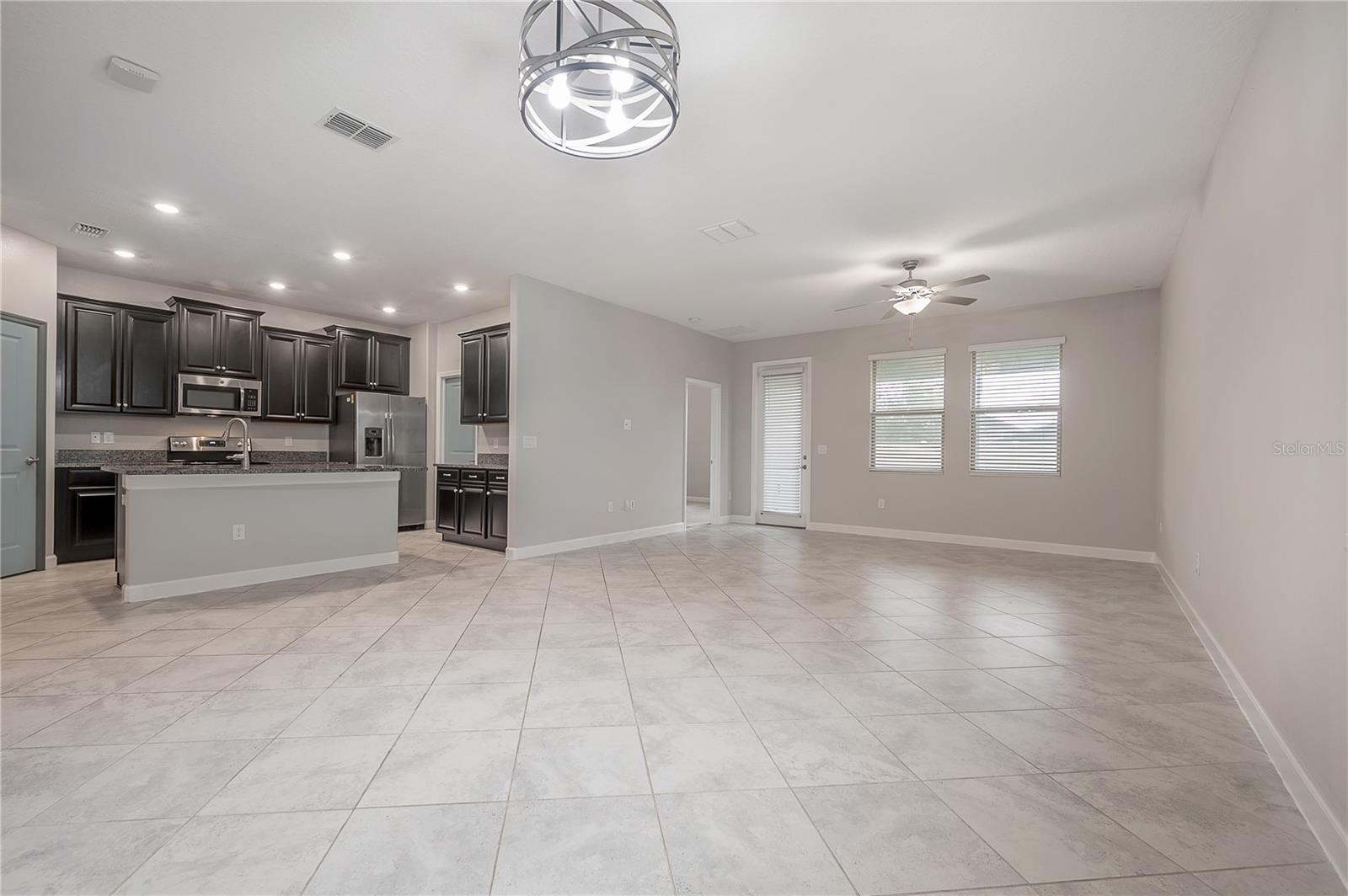 RIVERCREST LAKES - Residential