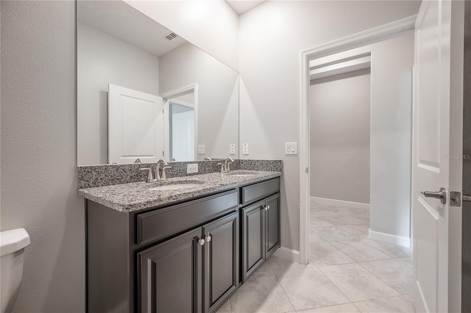 RIVERCREST LAKES - Residential