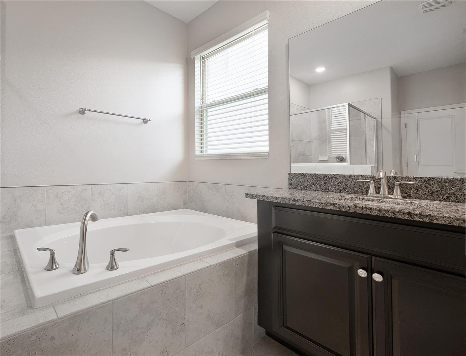 RIVERCREST LAKES - Residential