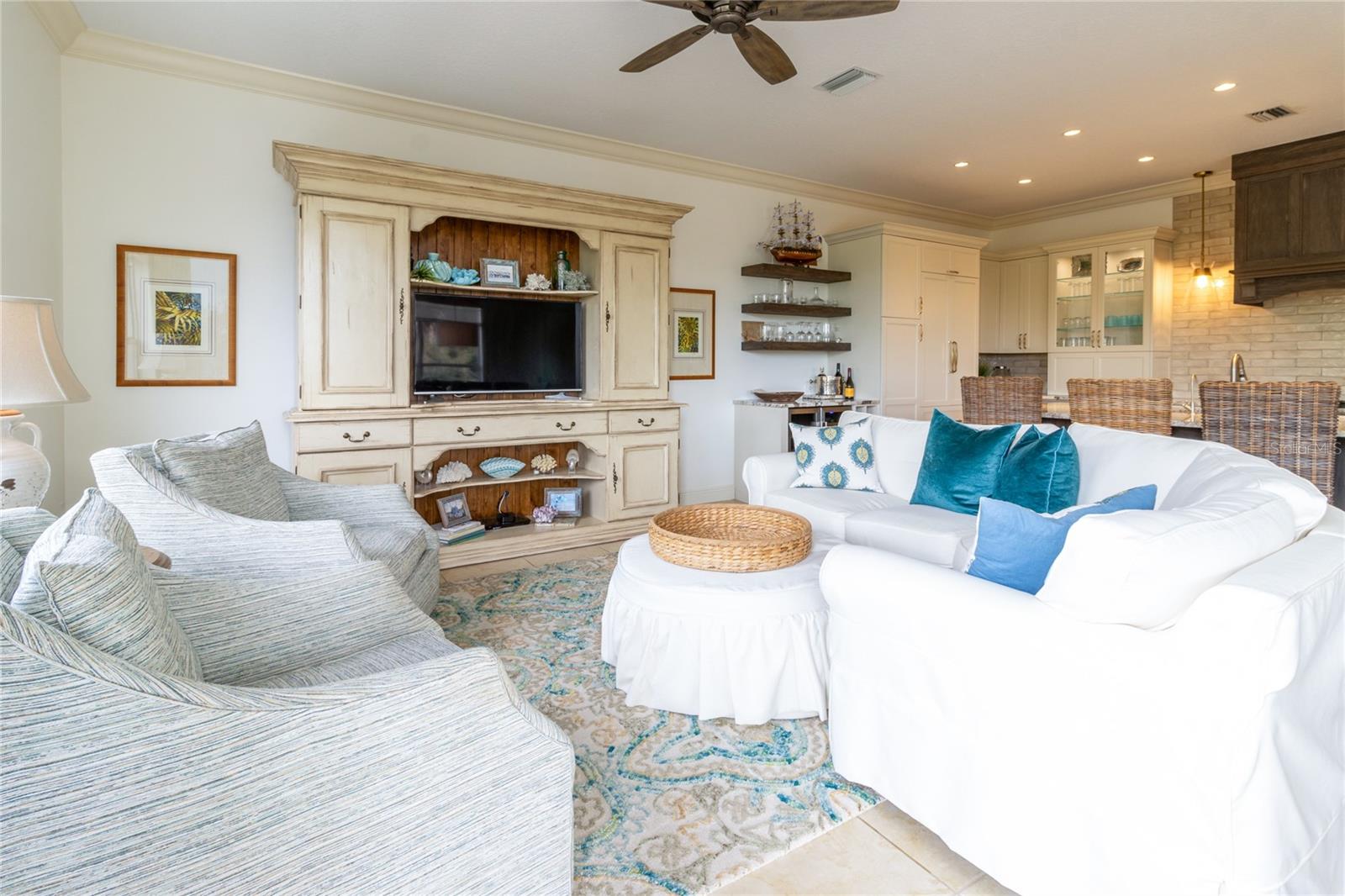 GRAND SIESTA 1 - Residential