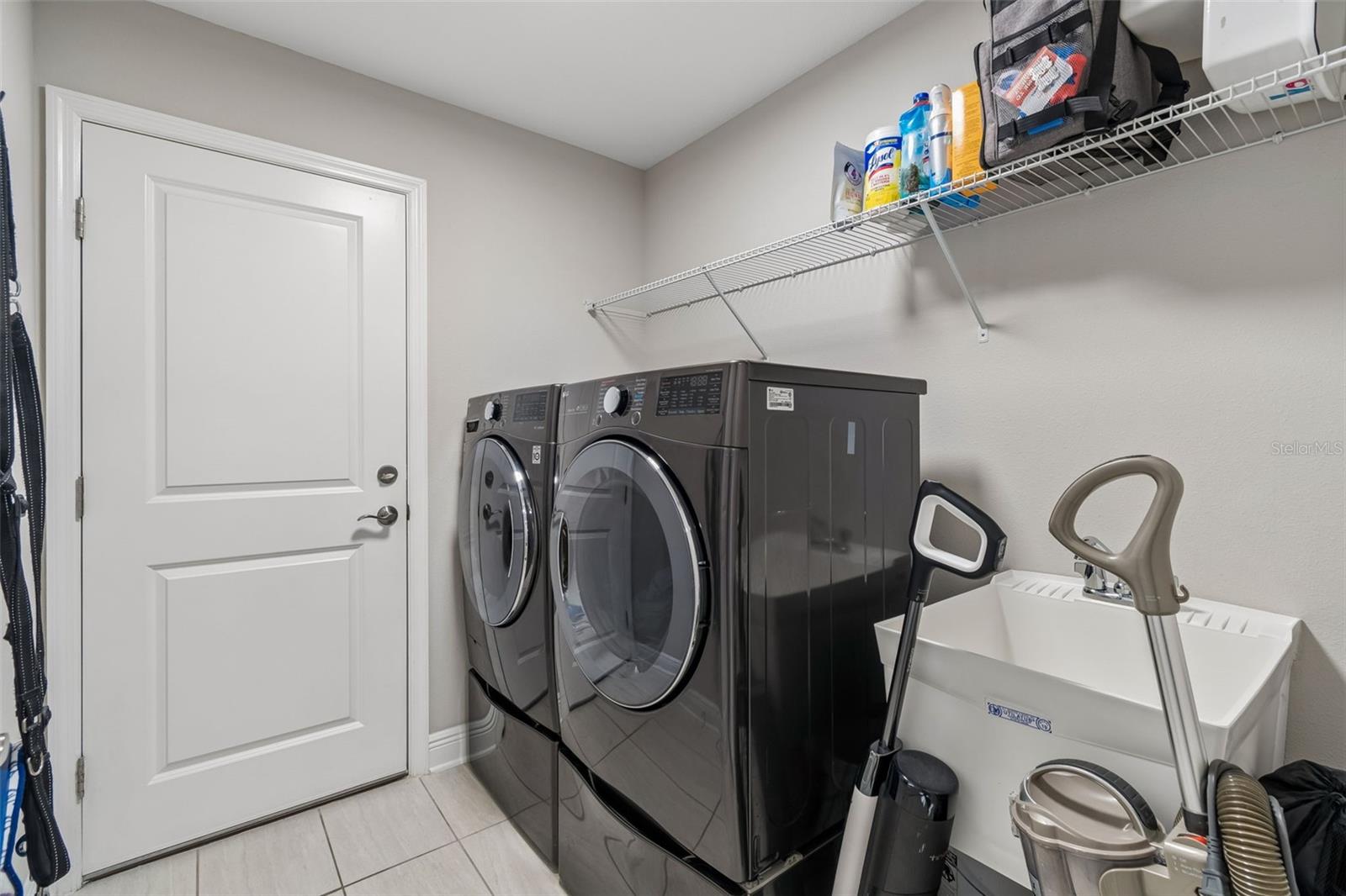 LONG LAKE RESERVE - Residential