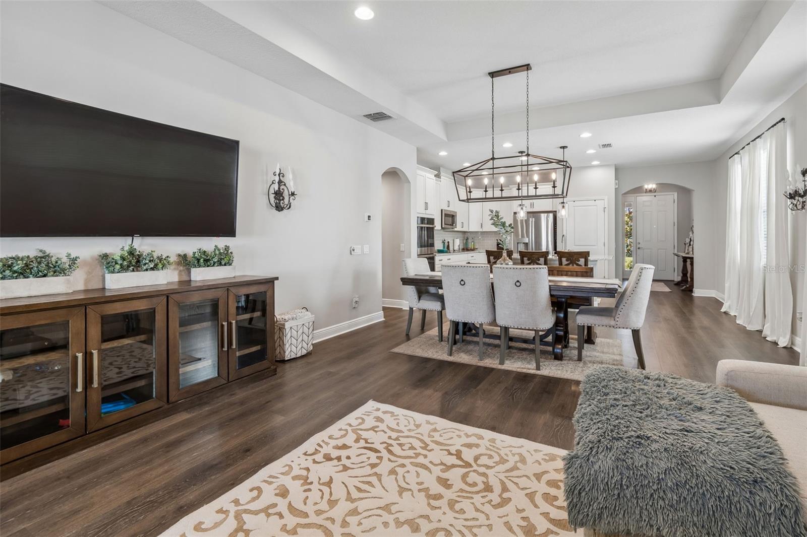 LONG LAKE RESERVE - Residential