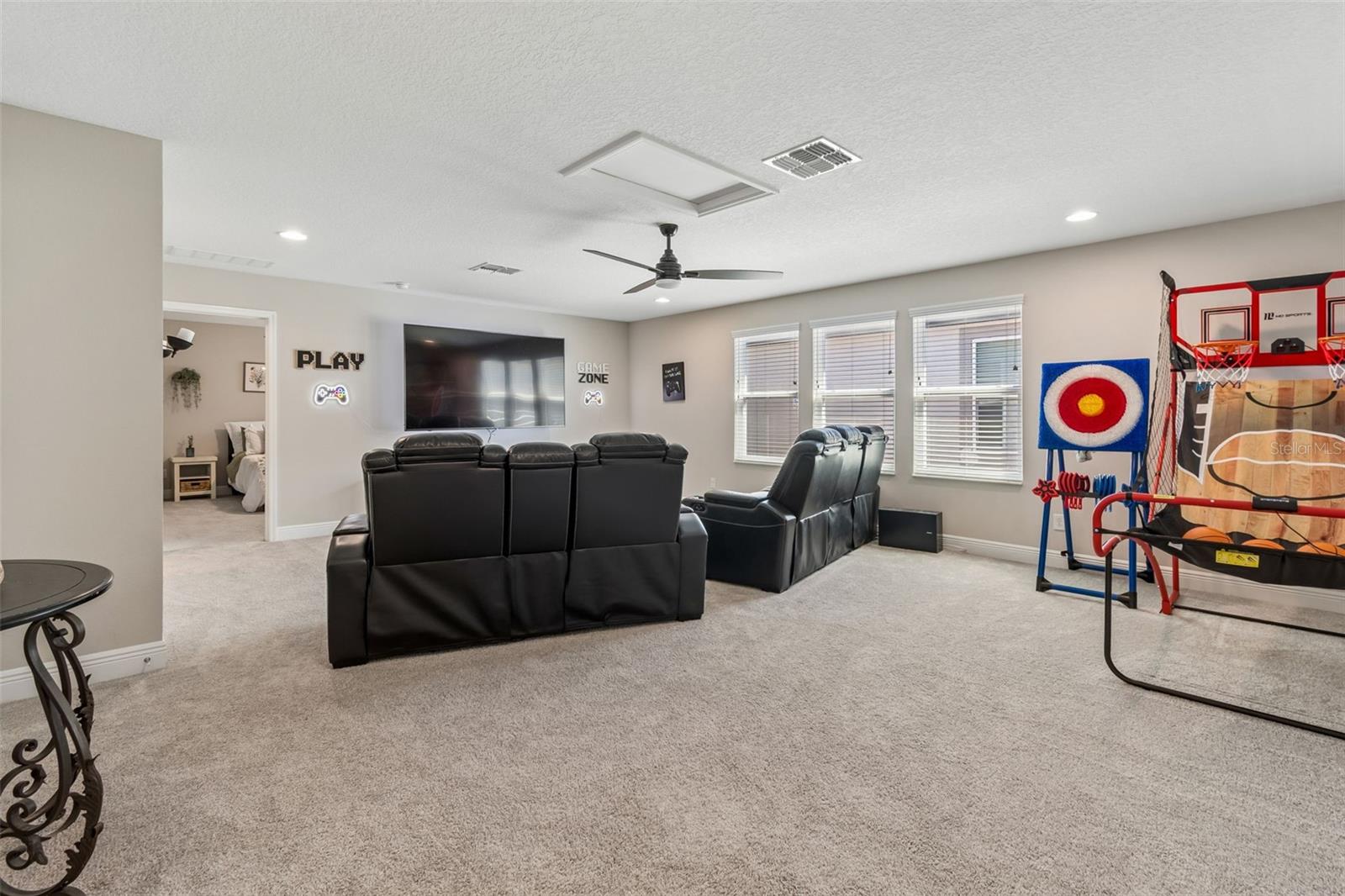 LONG LAKE RESERVE - Residential