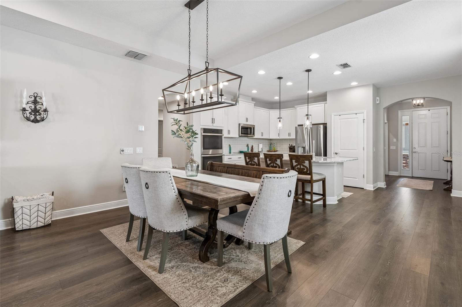 LONG LAKE RESERVE - Residential