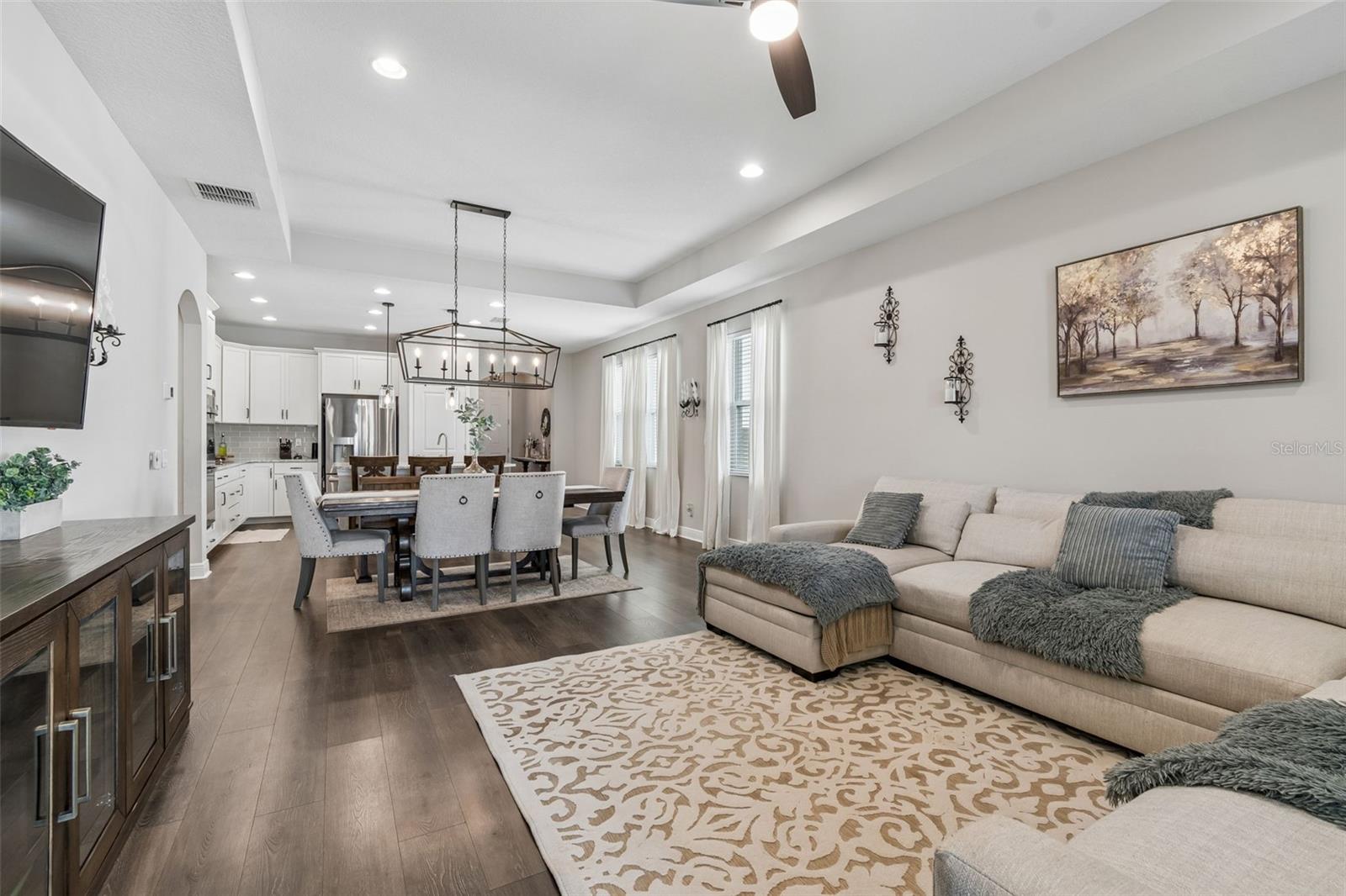 LONG LAKE RESERVE - Residential