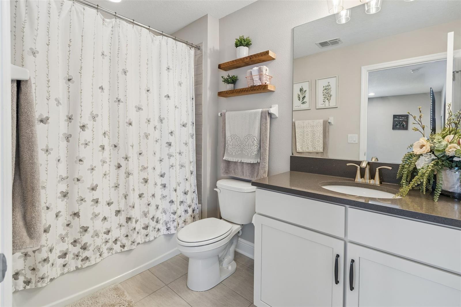 LONG LAKE RESERVE - Residential