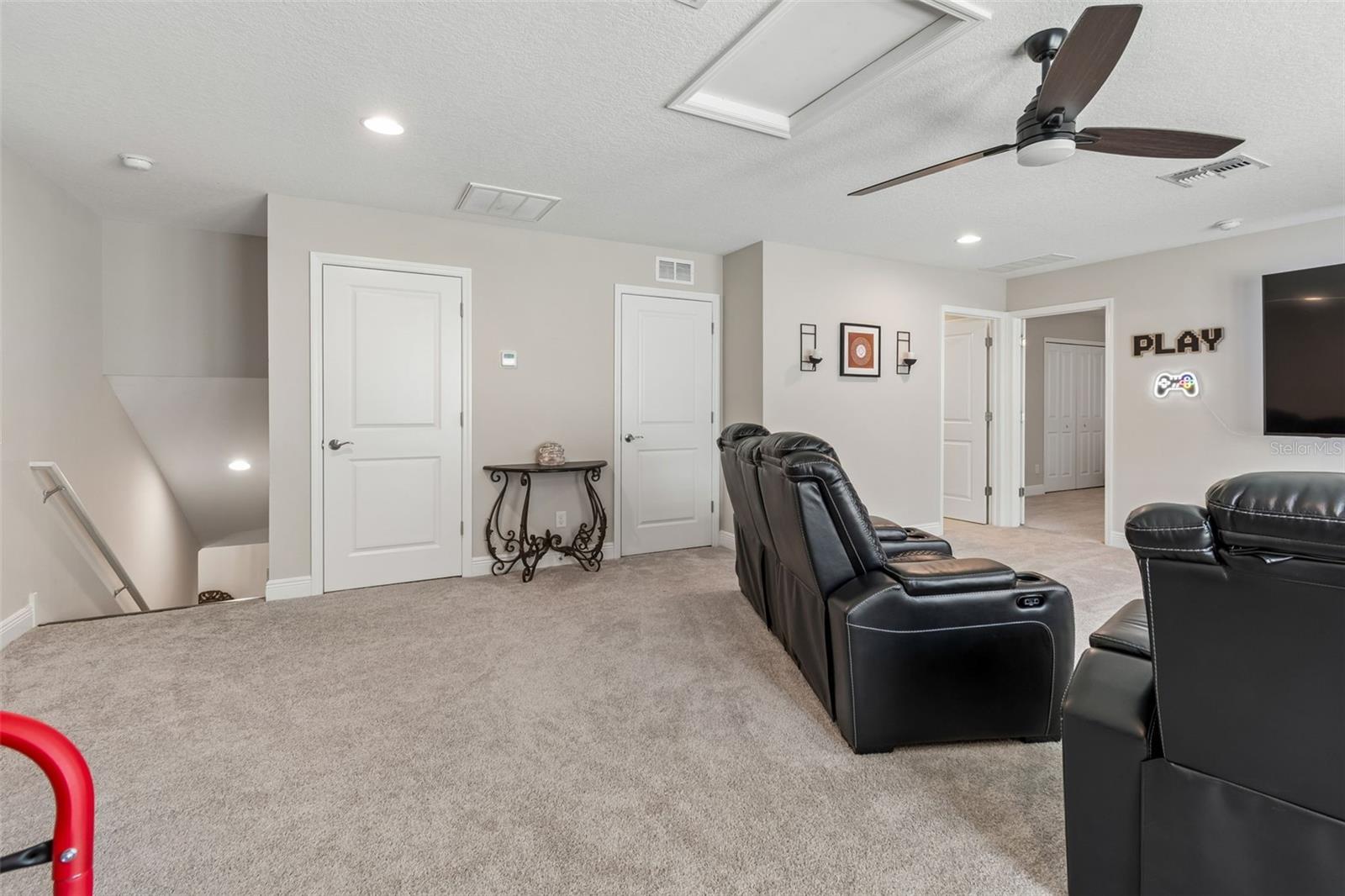 LONG LAKE RESERVE - Residential