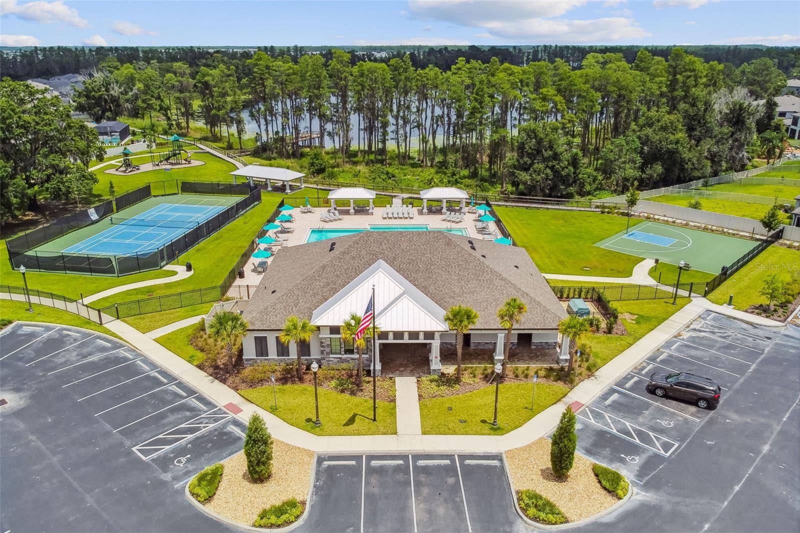 LONG LAKE RESERVE - Residential