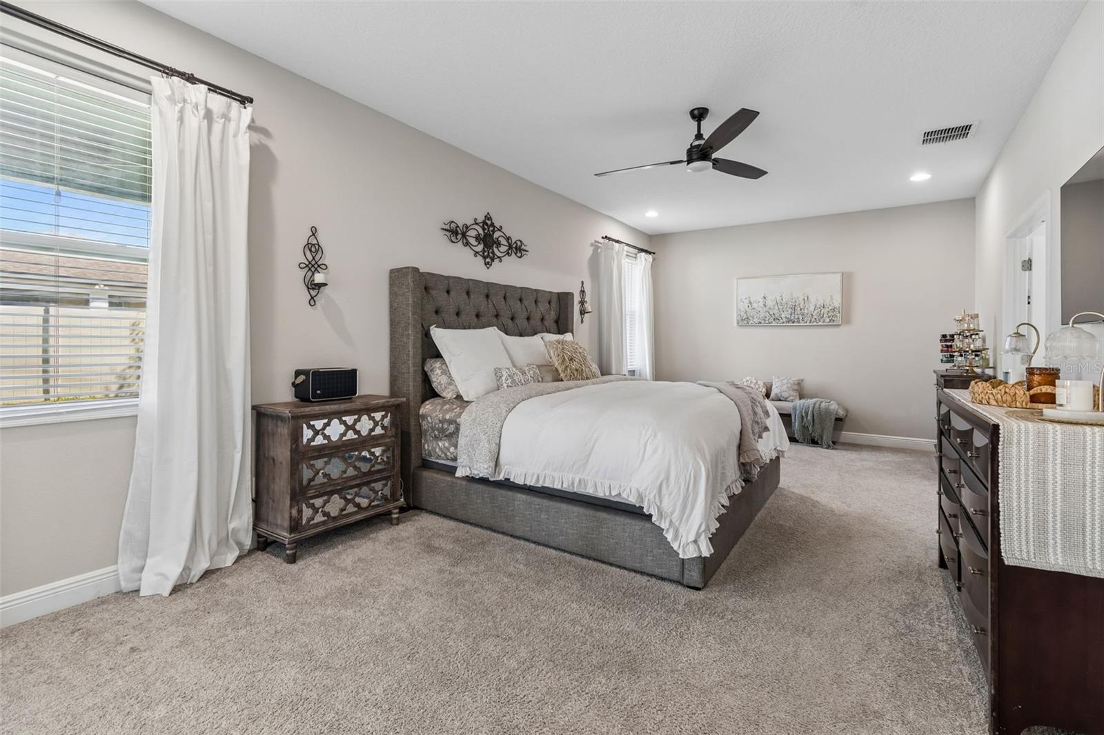 LONG LAKE RESERVE - Residential