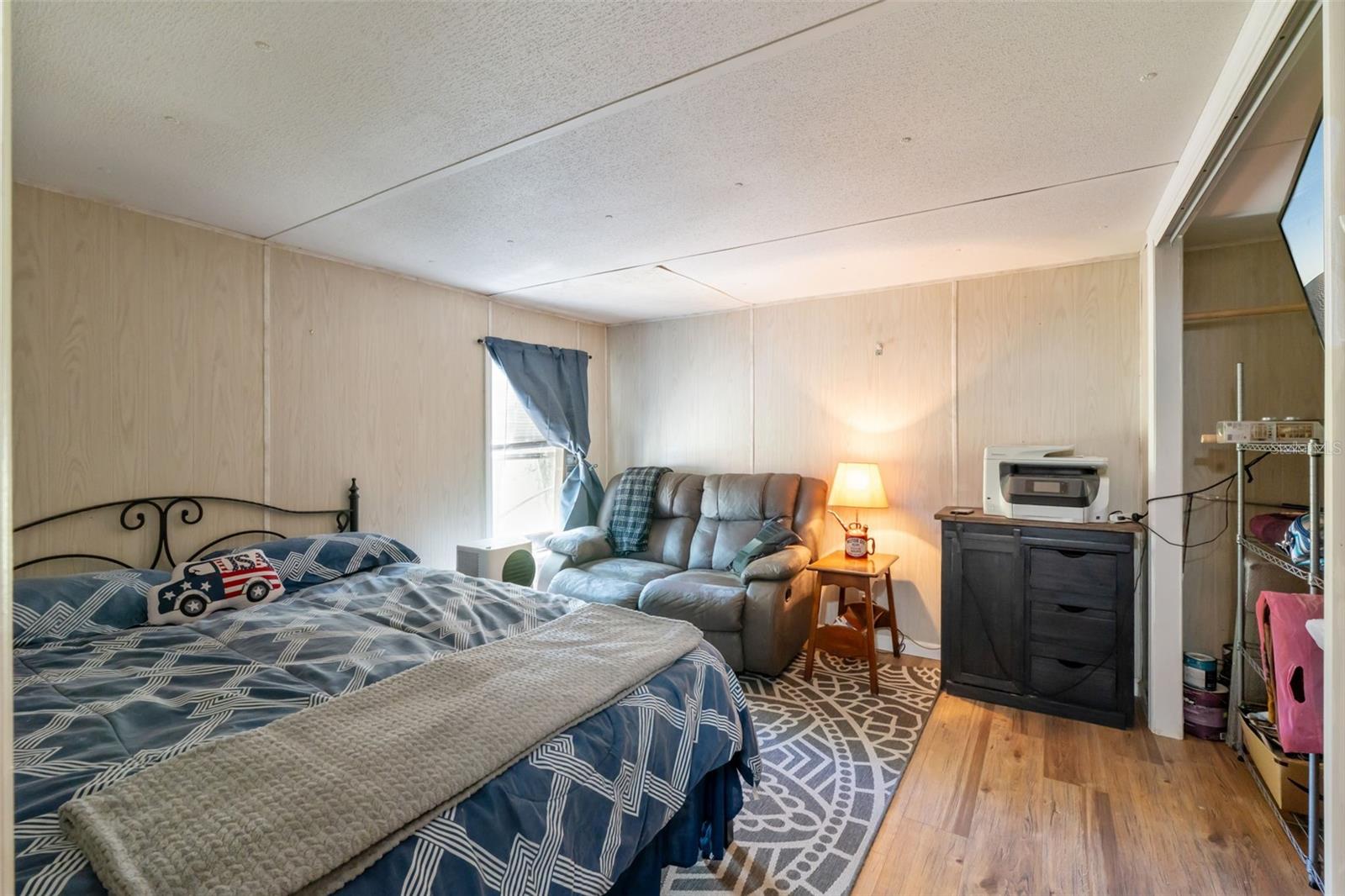 EMPIRE ACRES - Residential