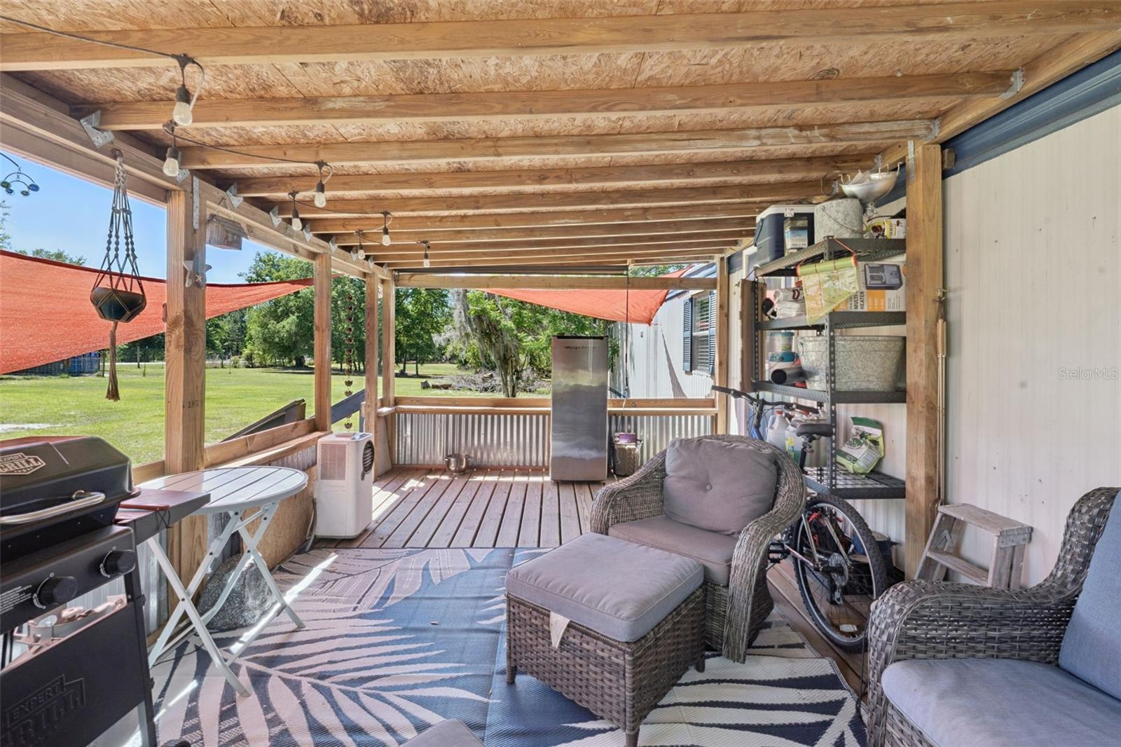 EMPIRE ACRES - Residential