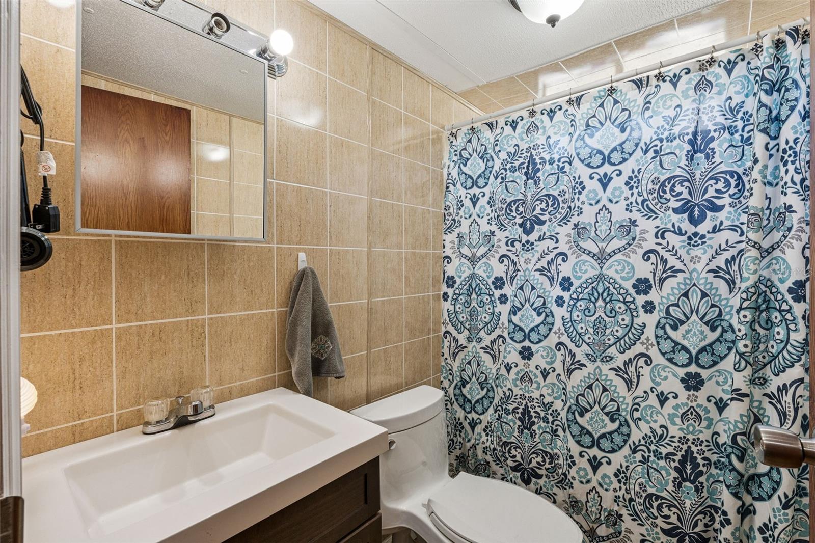 EMPIRE ACRES - Residential