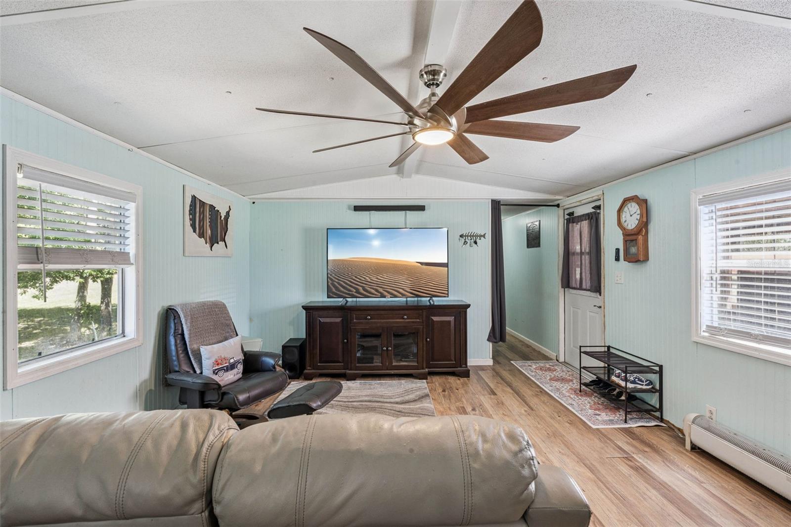 EMPIRE ACRES - Residential