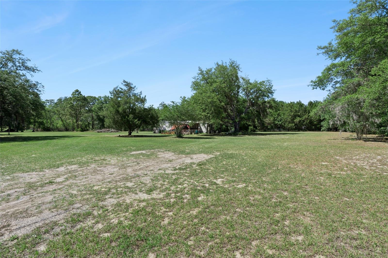 EMPIRE ACRES - Residential