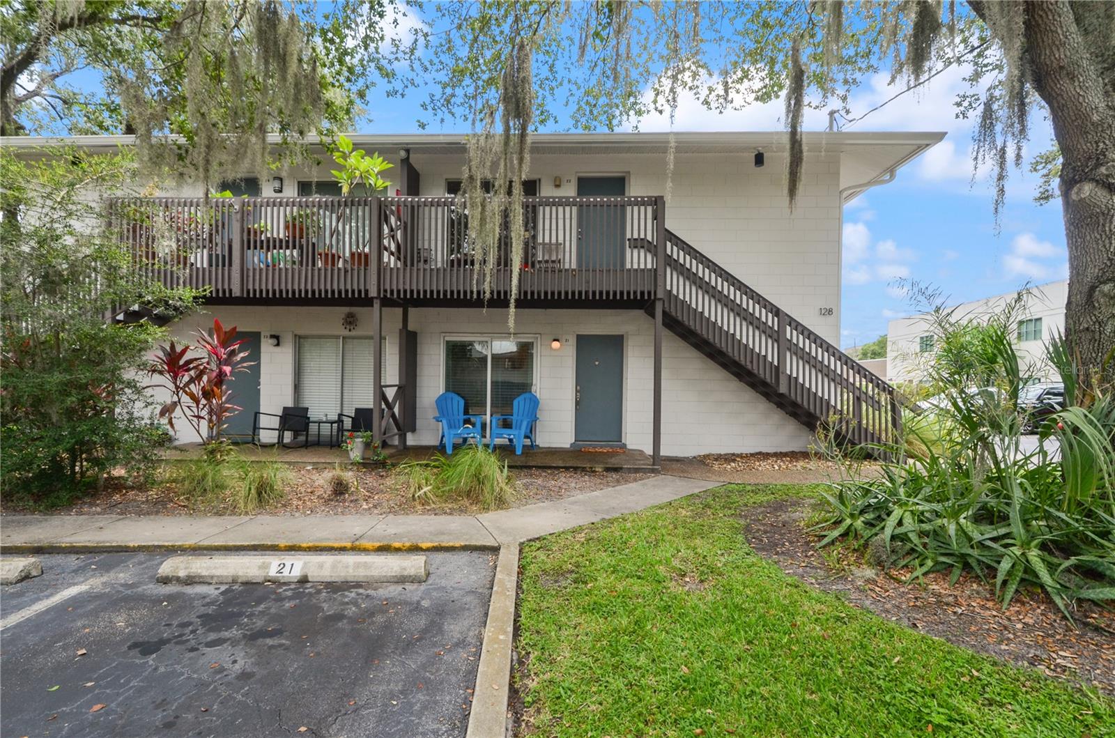 LUCERNE OAKS CONDO - Residential