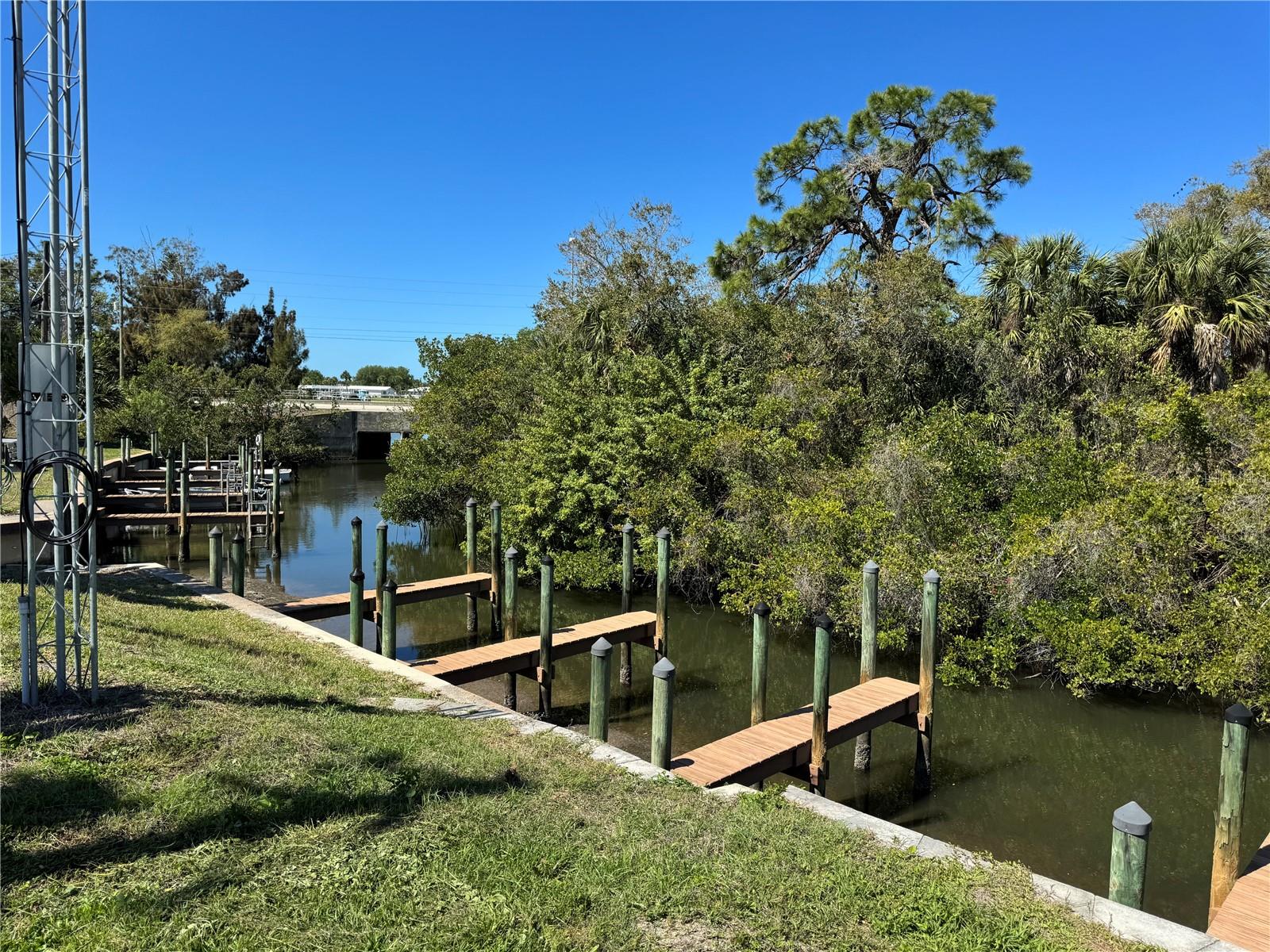 BROOK TO BAY - Residential