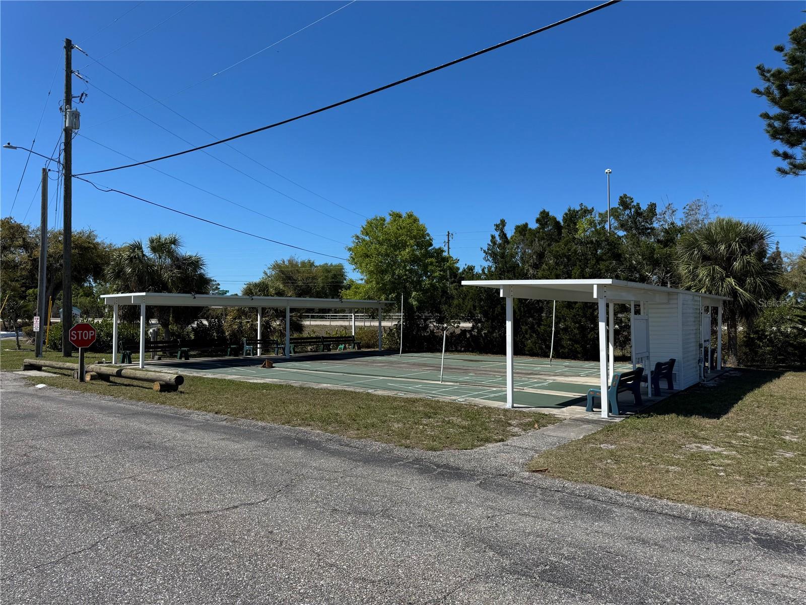 BROOK TO BAY - Residential