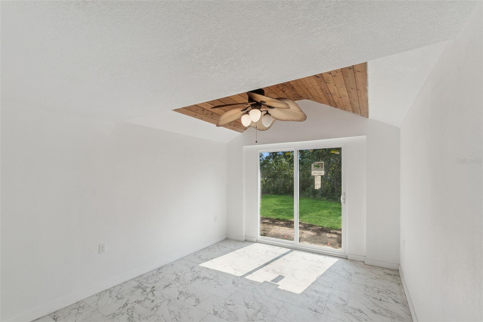 BERKSHIRES IN DEANBURG 04-17-30 - Residential