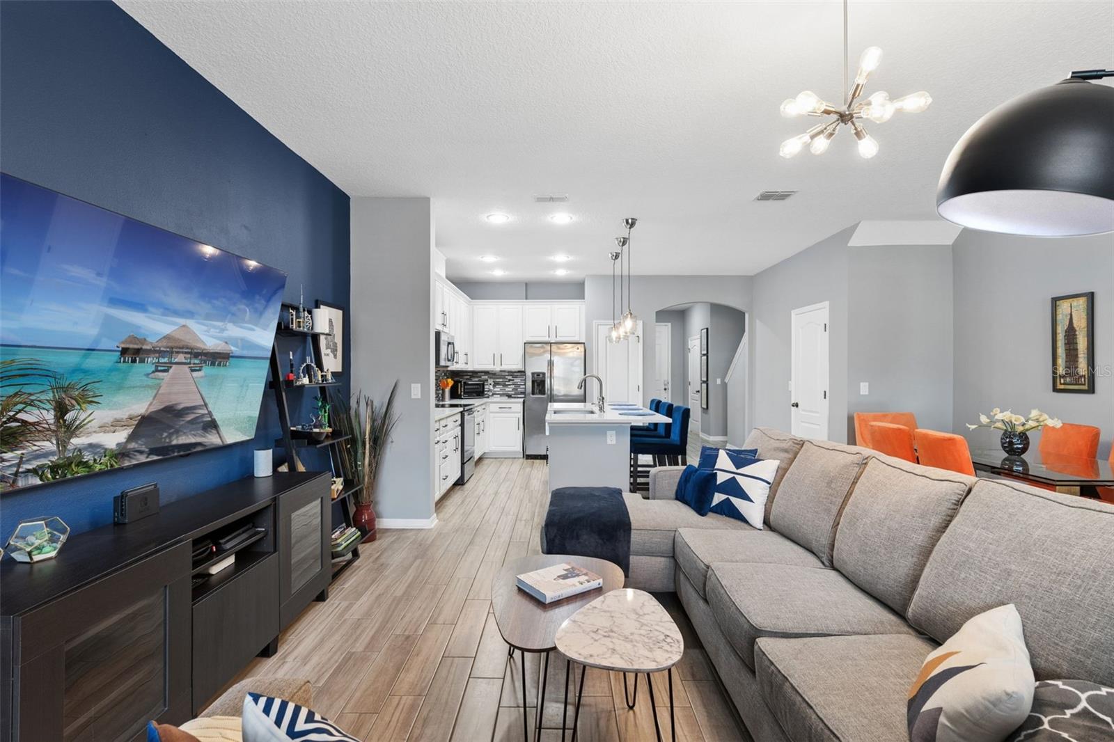 2747 WHITE ISLE LANE