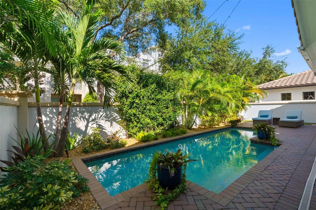 Photo of 6054 Yeats Manor Drive, Tampa, FL 33616 (MLS # TB8549124)