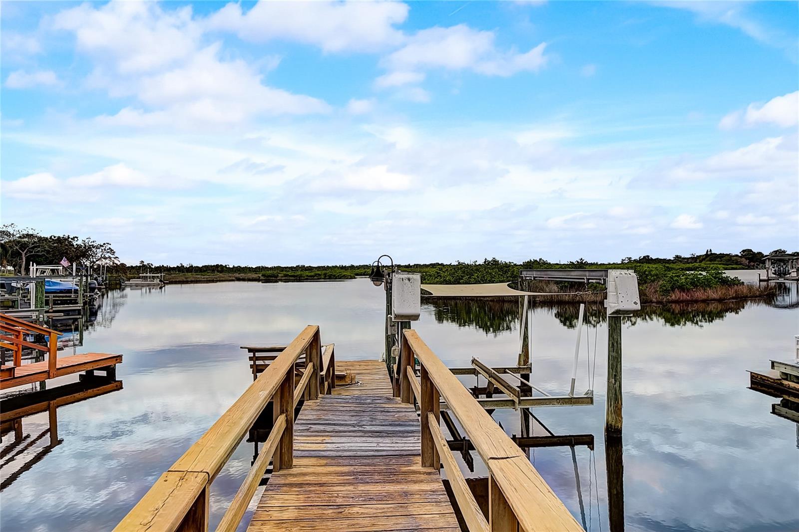 RIVER WATCH - Residential