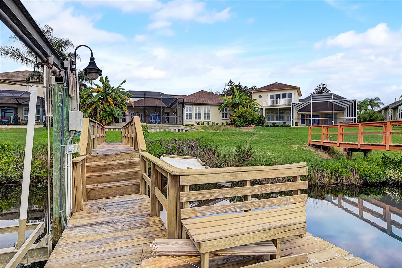 RIVER WATCH - Residential