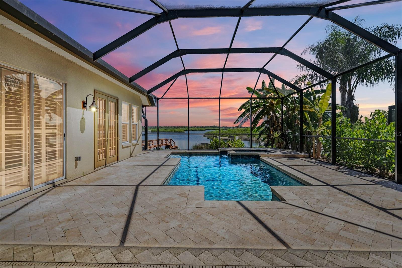 RIVER WATCH - Residential