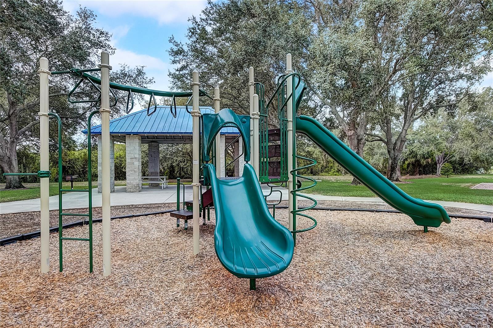 RIVER WATCH - Residential