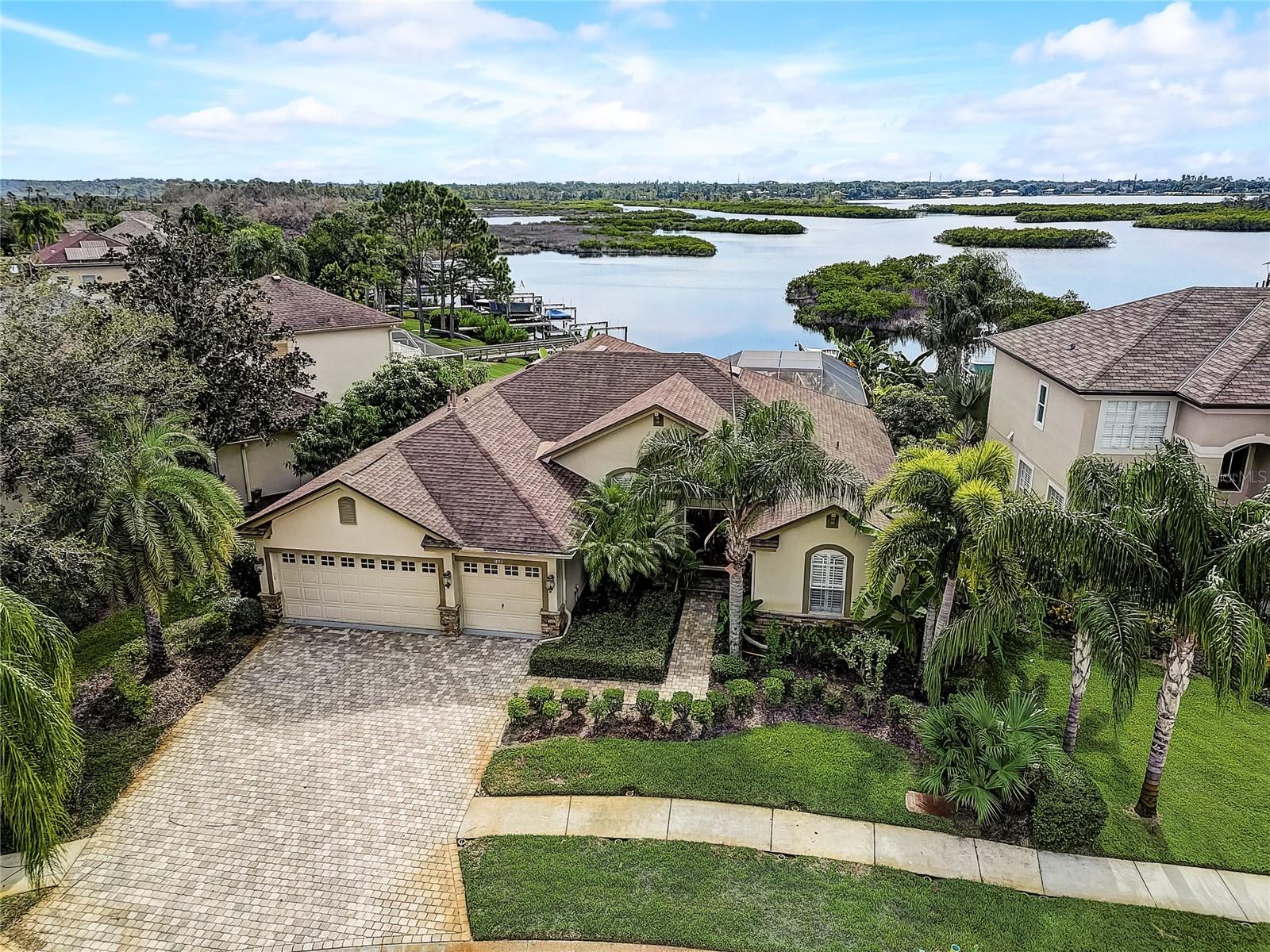 RIVER WATCH - Residential