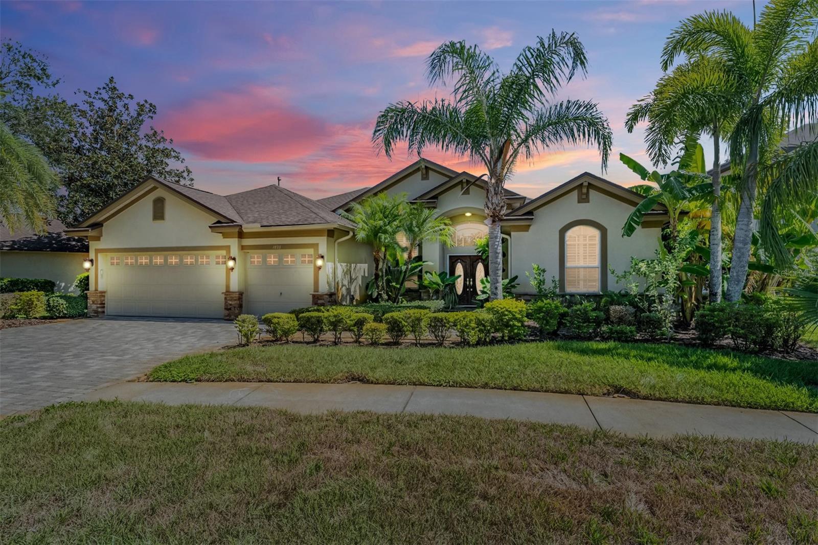 RIVER WATCH - Residential