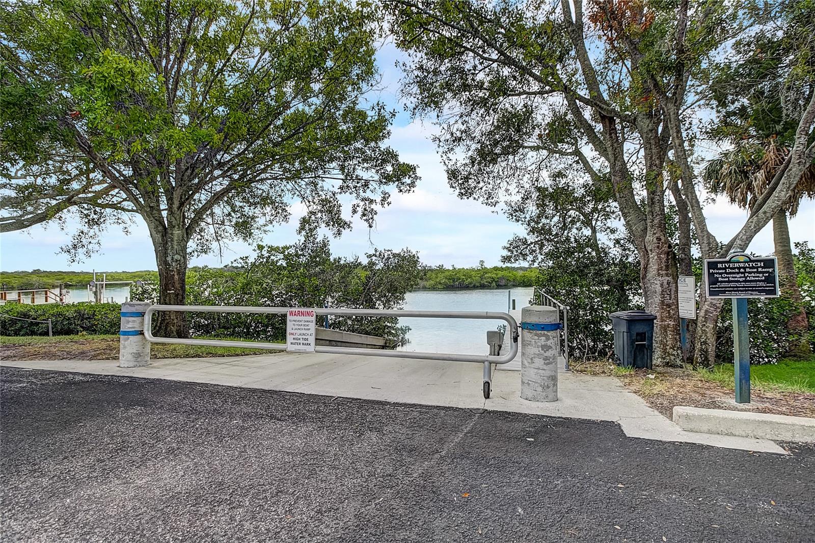 RIVER WATCH - Residential