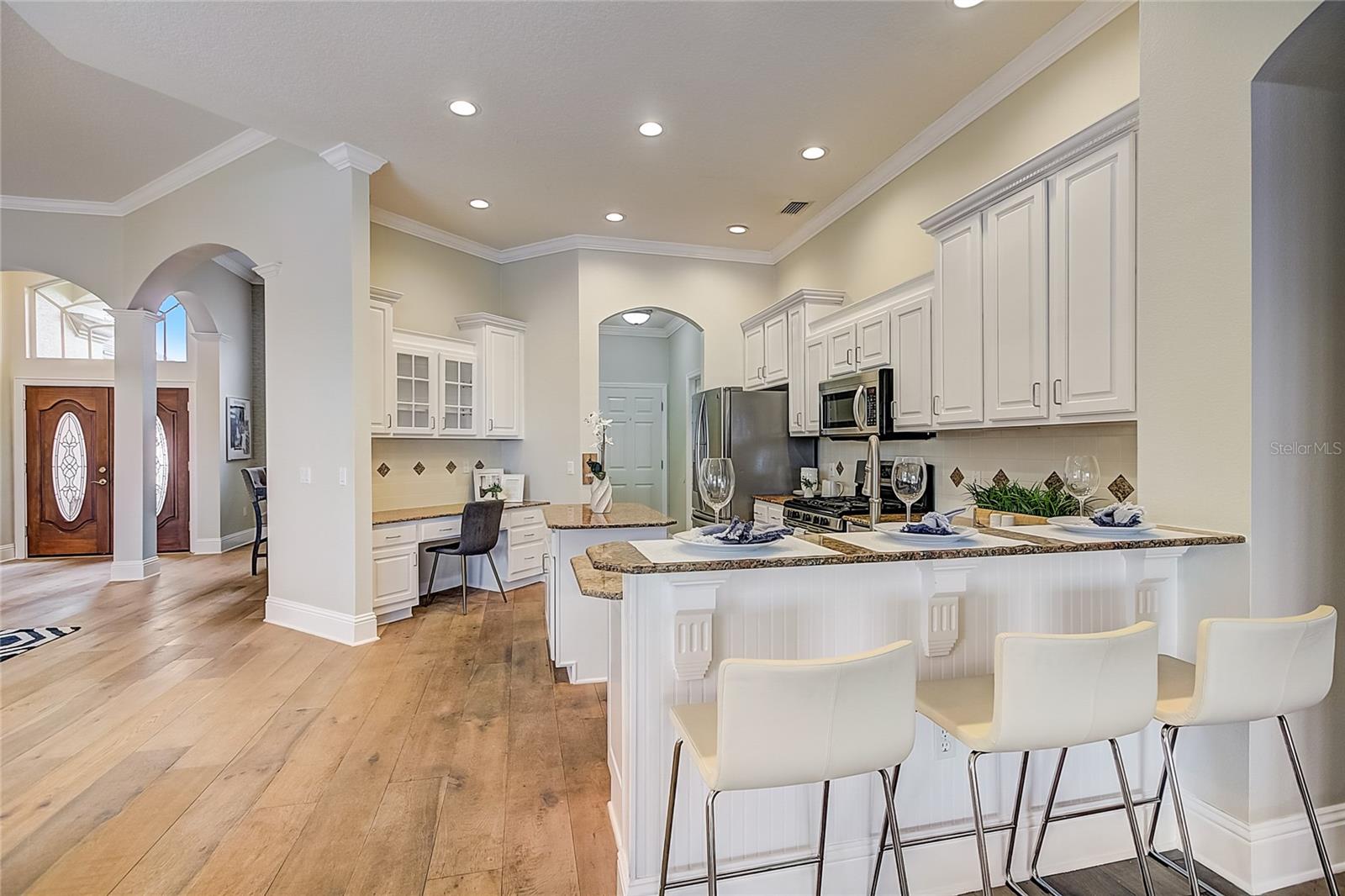 RIVER WATCH - Residential