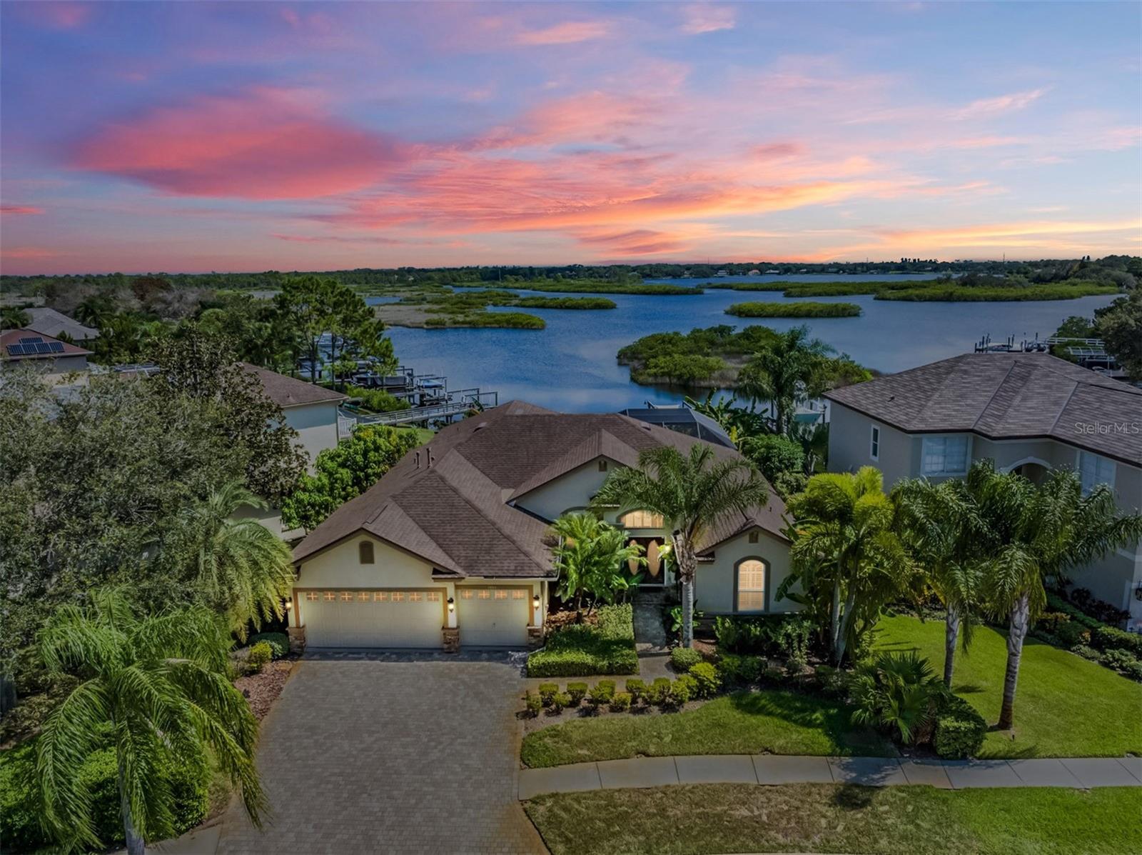 RIVER WATCH - Residential