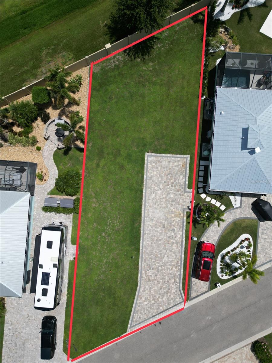 THORNTON CRK MOTORCOACH RESIDENCE - Land