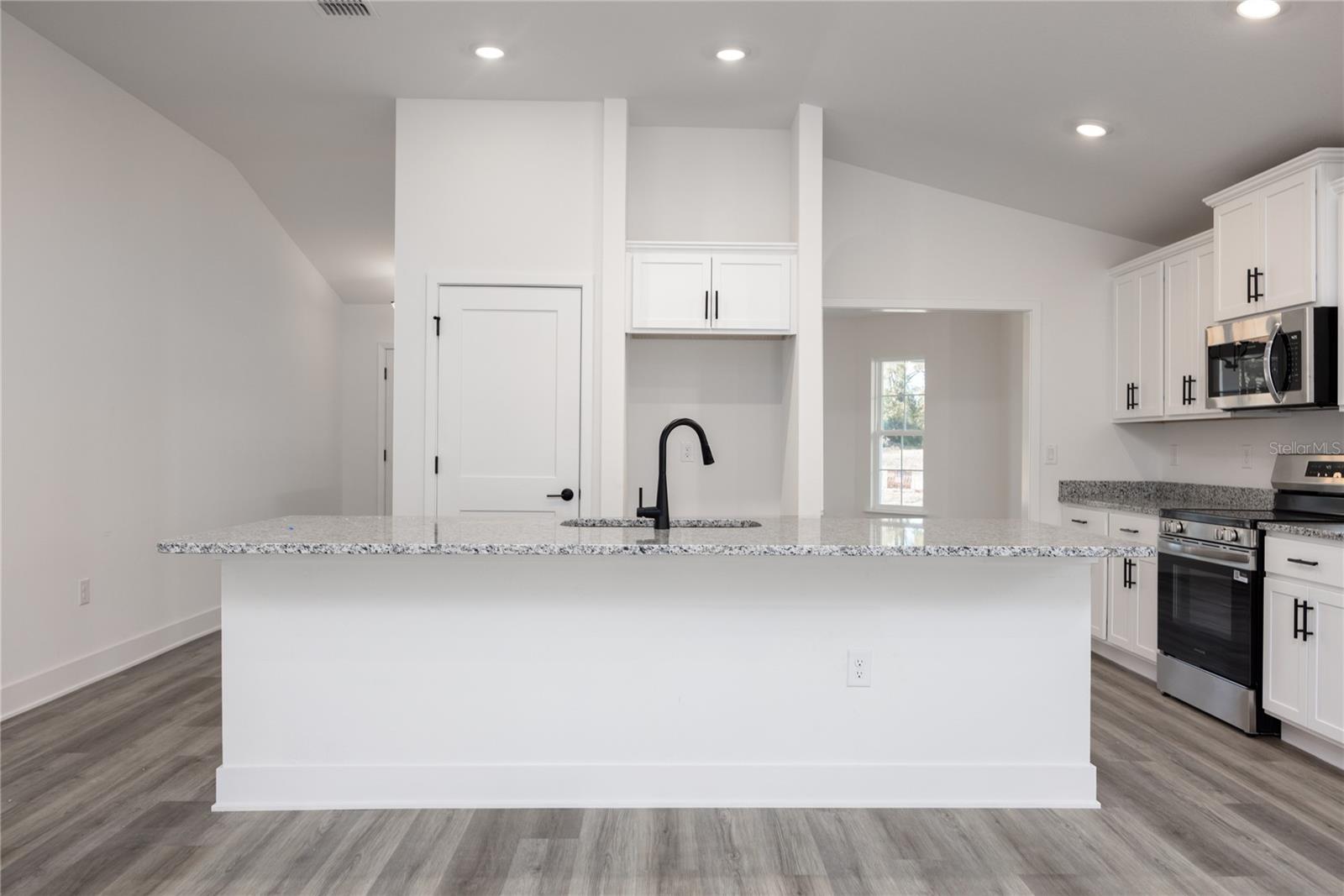 COUNTRY WAY SOUTH-PHASE 2 - Residential