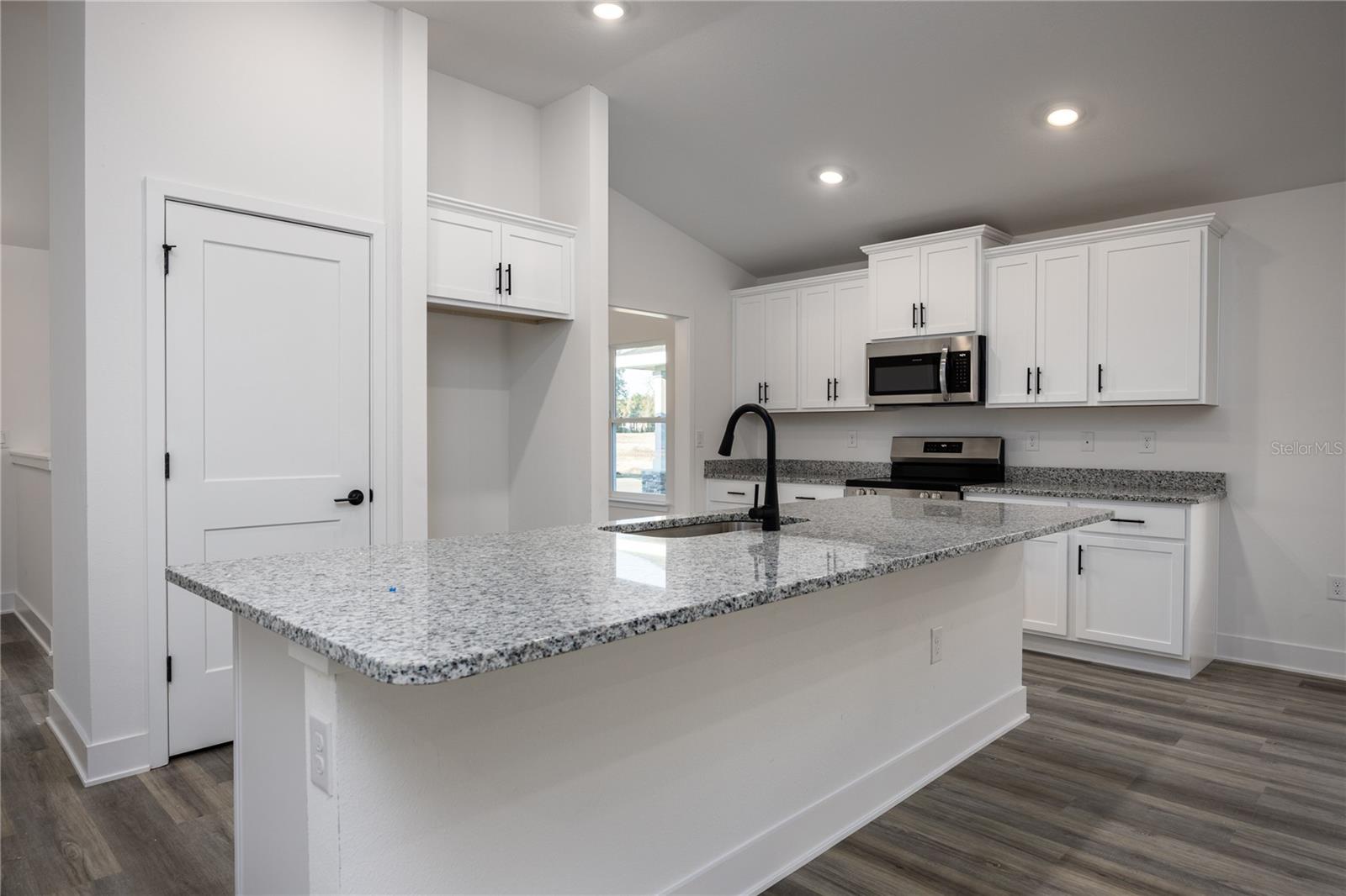 COUNTRY WAY SOUTH-PHASE 2 - Residential
