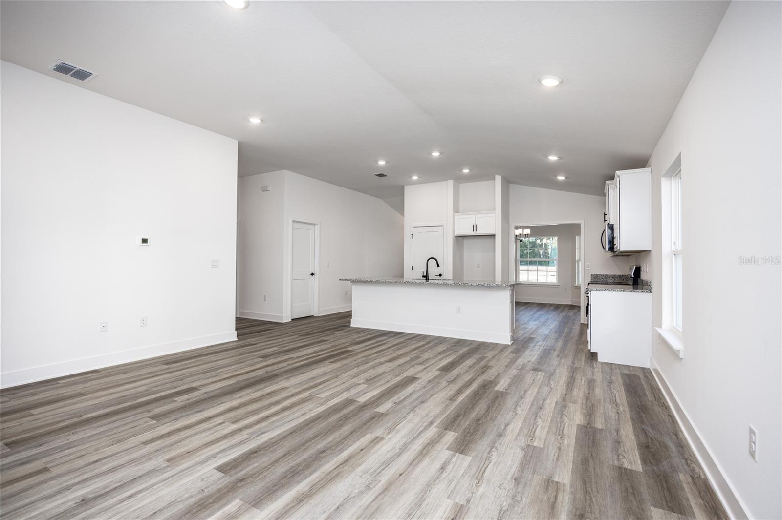 COUNTRY WAY SOUTH-PHASE 2 - Residential