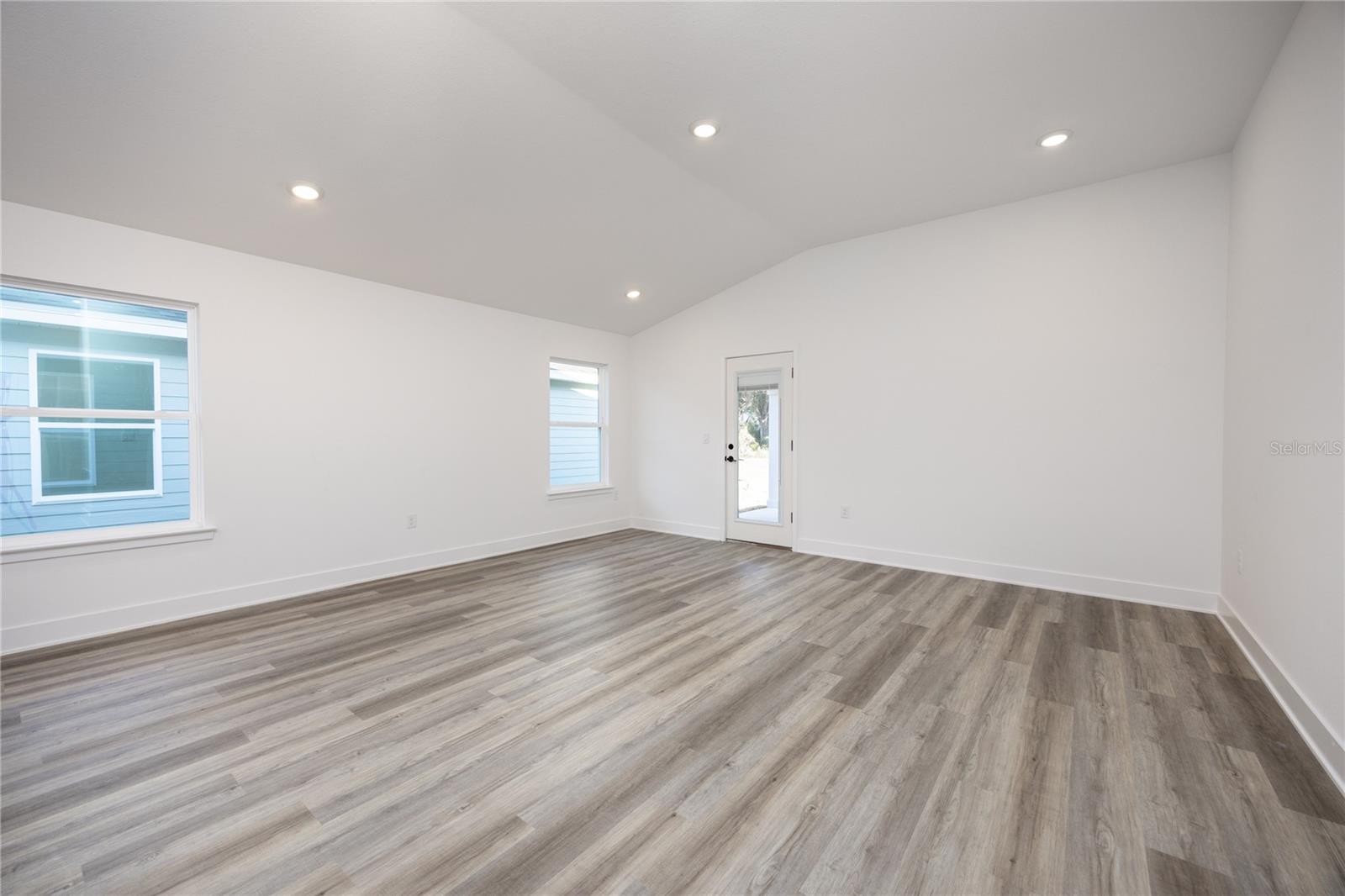 COUNTRY WAY SOUTH-PHASE 2 - Residential