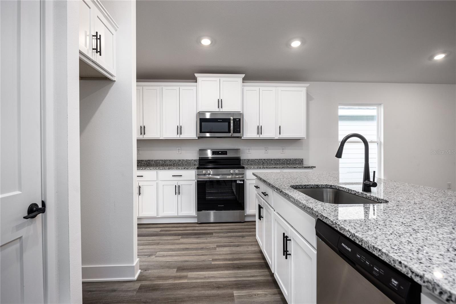 COUNTRY WAY SOUTH-PHASE 2 - Residential