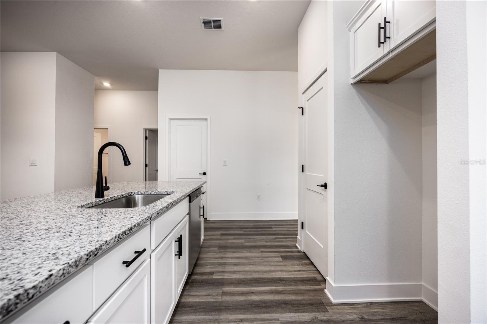 COUNTRY WAY SOUTH-PHASE 2 - Residential