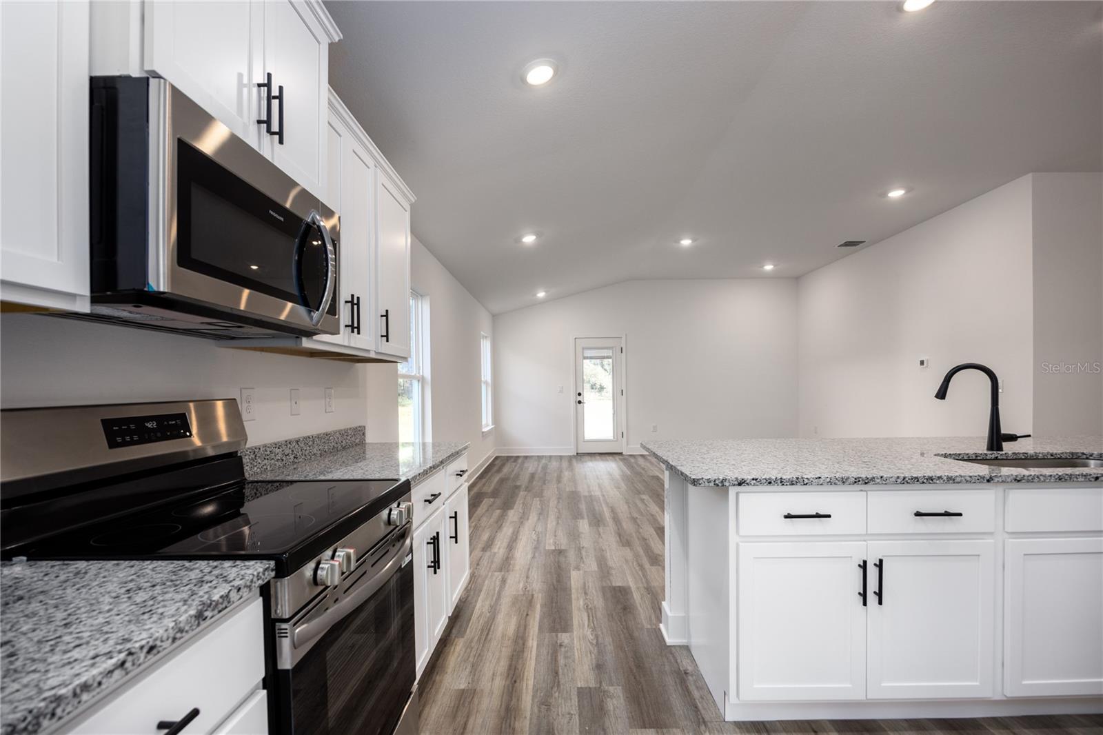 COUNTRY WAY SOUTH-PHASE 2 - Residential