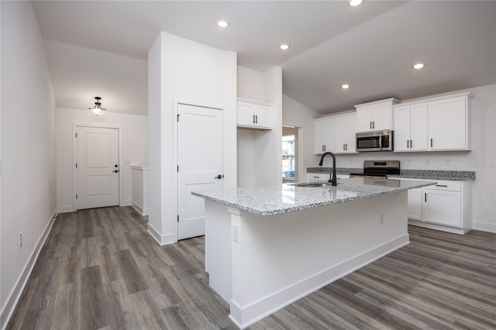 COUNTRY WAY SOUTH-PHASE 2 - Residential