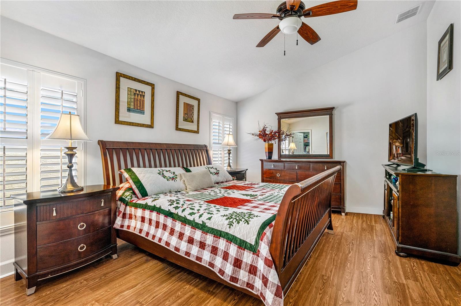 WATERS EDGE PH 09A - Residential